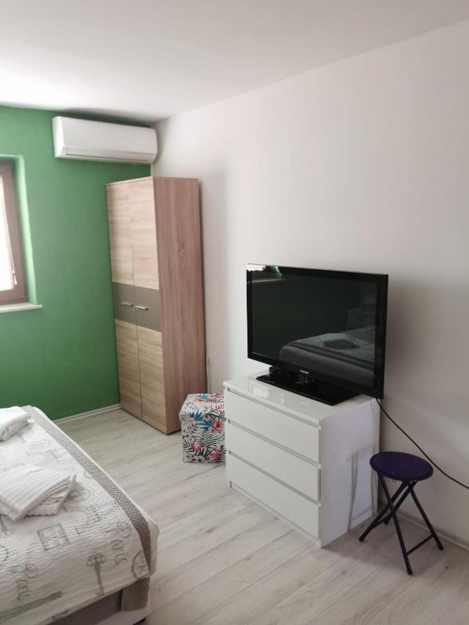 Guarda Alla Vita Njivice Extérieur photo