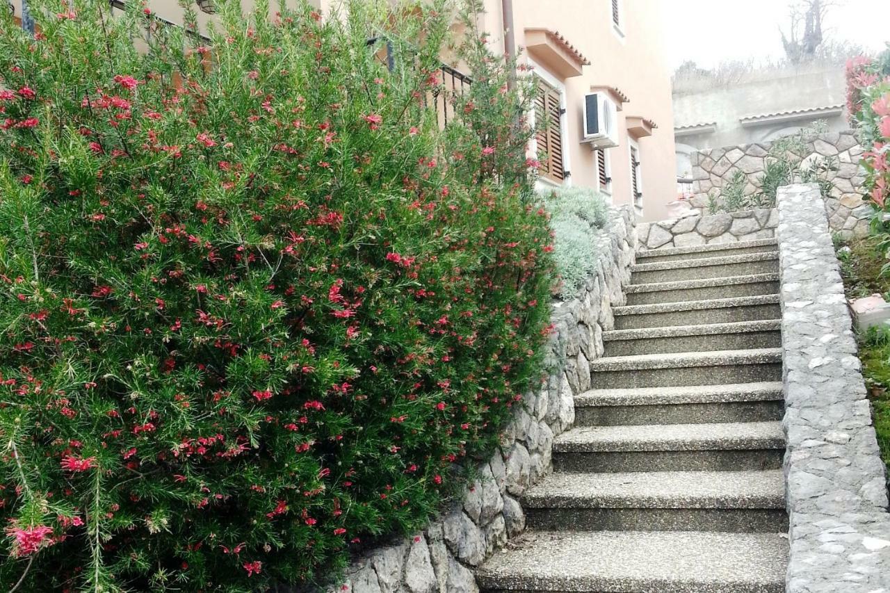 Guarda Alla Vita Njivice Extérieur photo