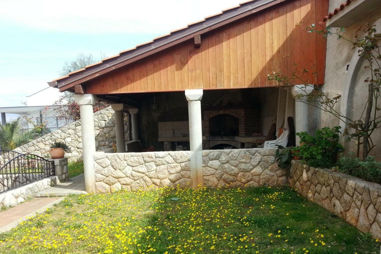 Guarda Alla Vita Njivice Extérieur photo